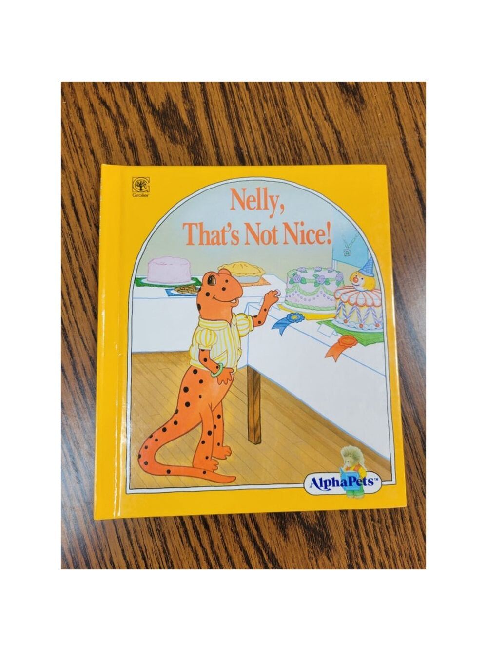 Vintage AlphaPets Hardcover Book Collection - Picture 7 of 7